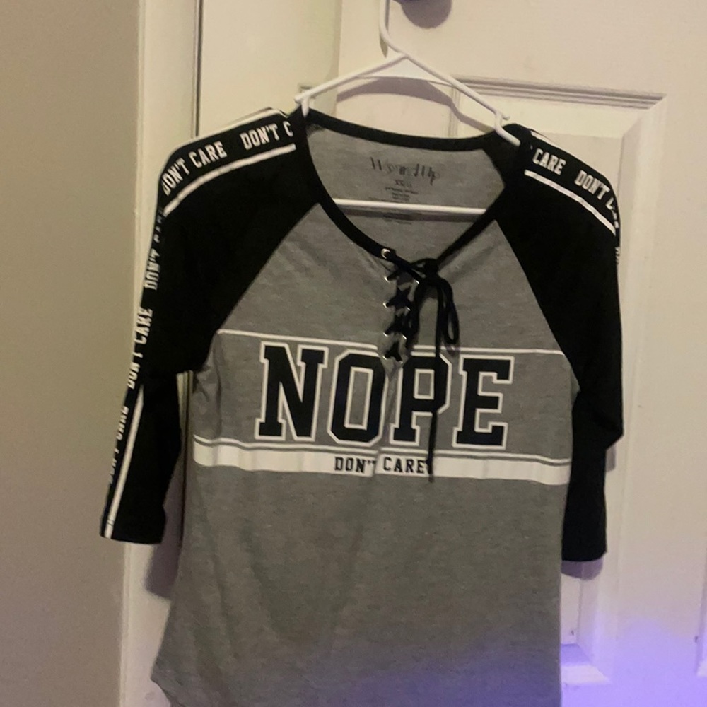 Wound up long sleeve worn once great condition